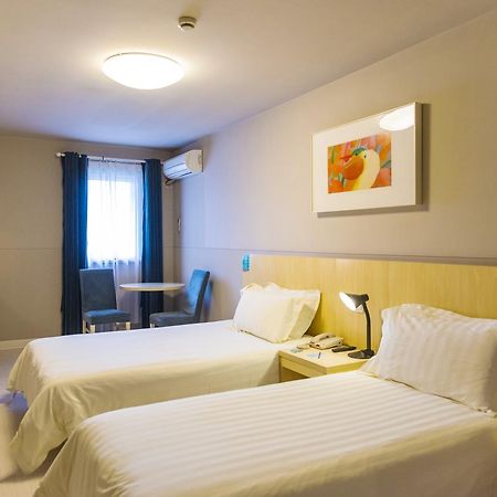 Jingjiang Inn Zhenjiang North Huangshan Road Экстерьер фото