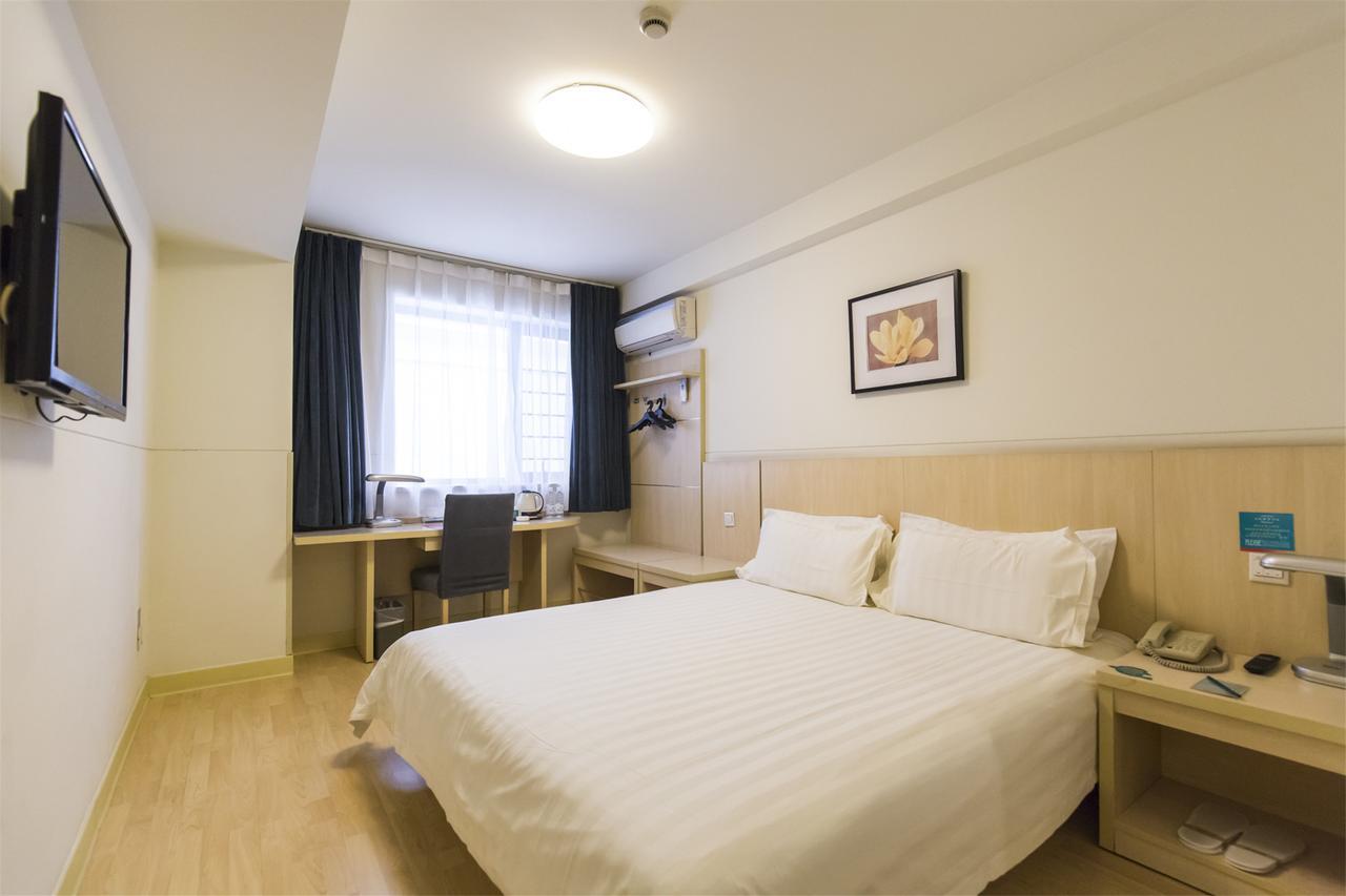 Jingjiang Inn Zhenjiang North Huangshan Road Экстерьер фото